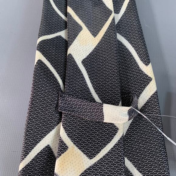 GIORGIO ARMANI One Size Black White Abstract Silk Tie - Picture 6 of 7